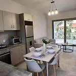 Evdokias Apt,brand New 2025 Modern In The Center Of