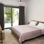 Daire Evdokias Apt,brand New 2025 Modern In The Center Of *