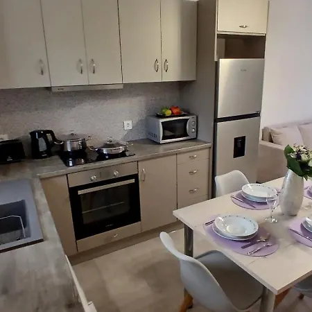 Evdokias Apt,brand New 2025 Modern In The Center Of