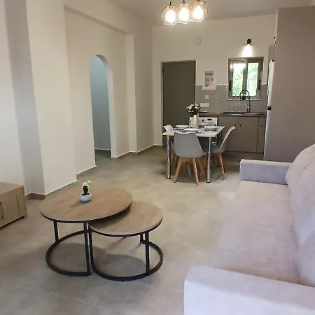 Evdokias Apt,brand New 2025 Modern In The Center Of *