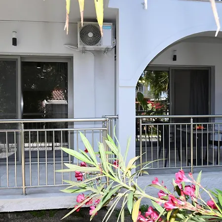 Evdokias Apt,brand New 2025 Modern In The Center Of Daire