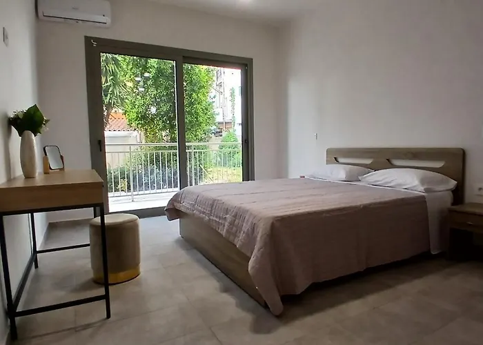 Evdokias Apt,brand New 2025 Modern In The Center Of Apartment *